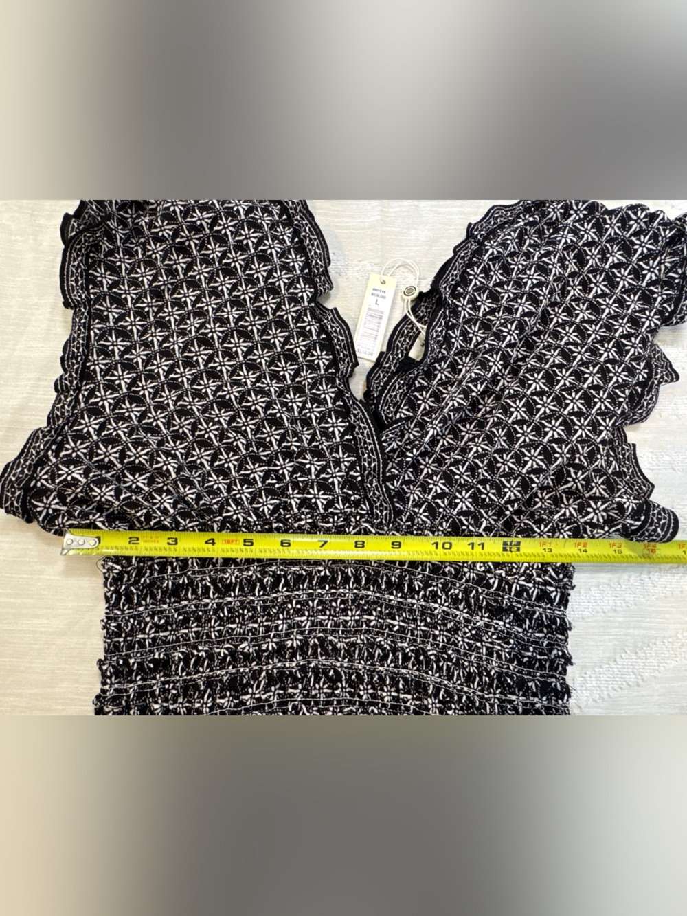 Max Studio Black White Geometric Ruffle Wide Leg Jumpsuit Women’s Large NWT - Picture 6 of 7